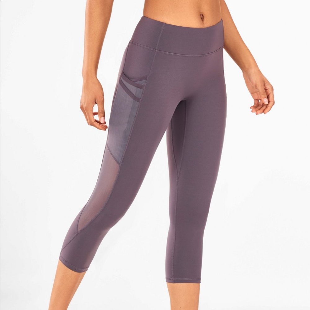 Fabletics Trinity mid-rise crop leggings
